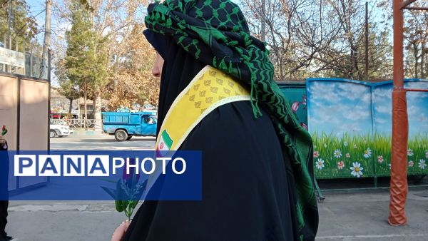 مراسم وداع با شهید گمنام در دبیرستان دانشور یک نیشابور