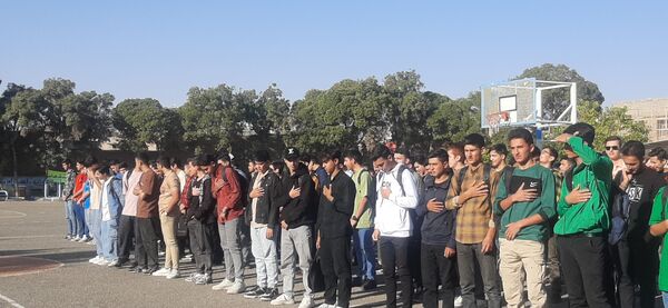 زنگ مهر در دبیرستان شاهد ابوذر غفاری نیشابور به صدا در آمد 