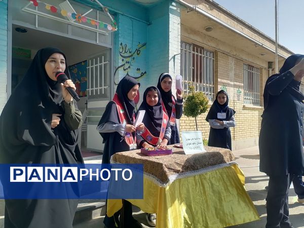 سه‌شنبه‌های مهدوی در دبستان ناهید نخودی 