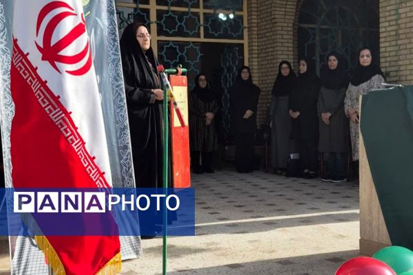 بهار دانش در هنرستان کوثر شهر قیامدشت