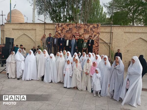 حرم حضرت قیدار نبی(ع) میزبان نمایش بزرگ بازسازی واقعه غدیر شد/
