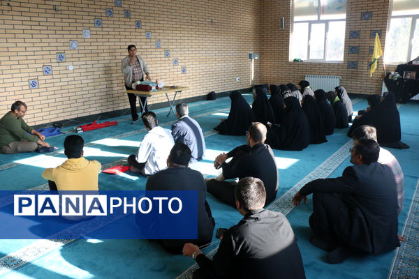 دوره تربیت مربیان ارشد سازمان دانش‌آموزی استان قم