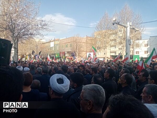 بیعت مردم ولایت مدار کاشمر با سومین رهبر انقلاب اسلامی 