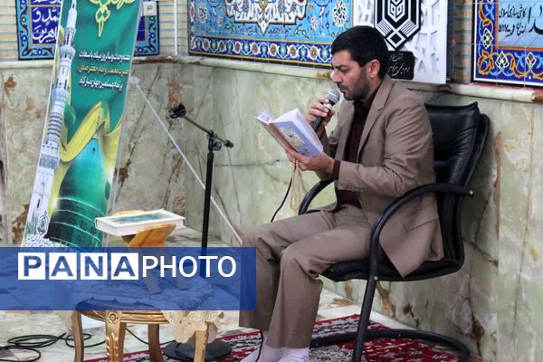 آیین عطرافشانی و گل افشانی مزار شهدا در سمنان