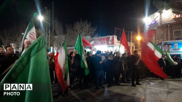 دسته های عزاداری شبانه در تجمع شهرستان نیشابور 