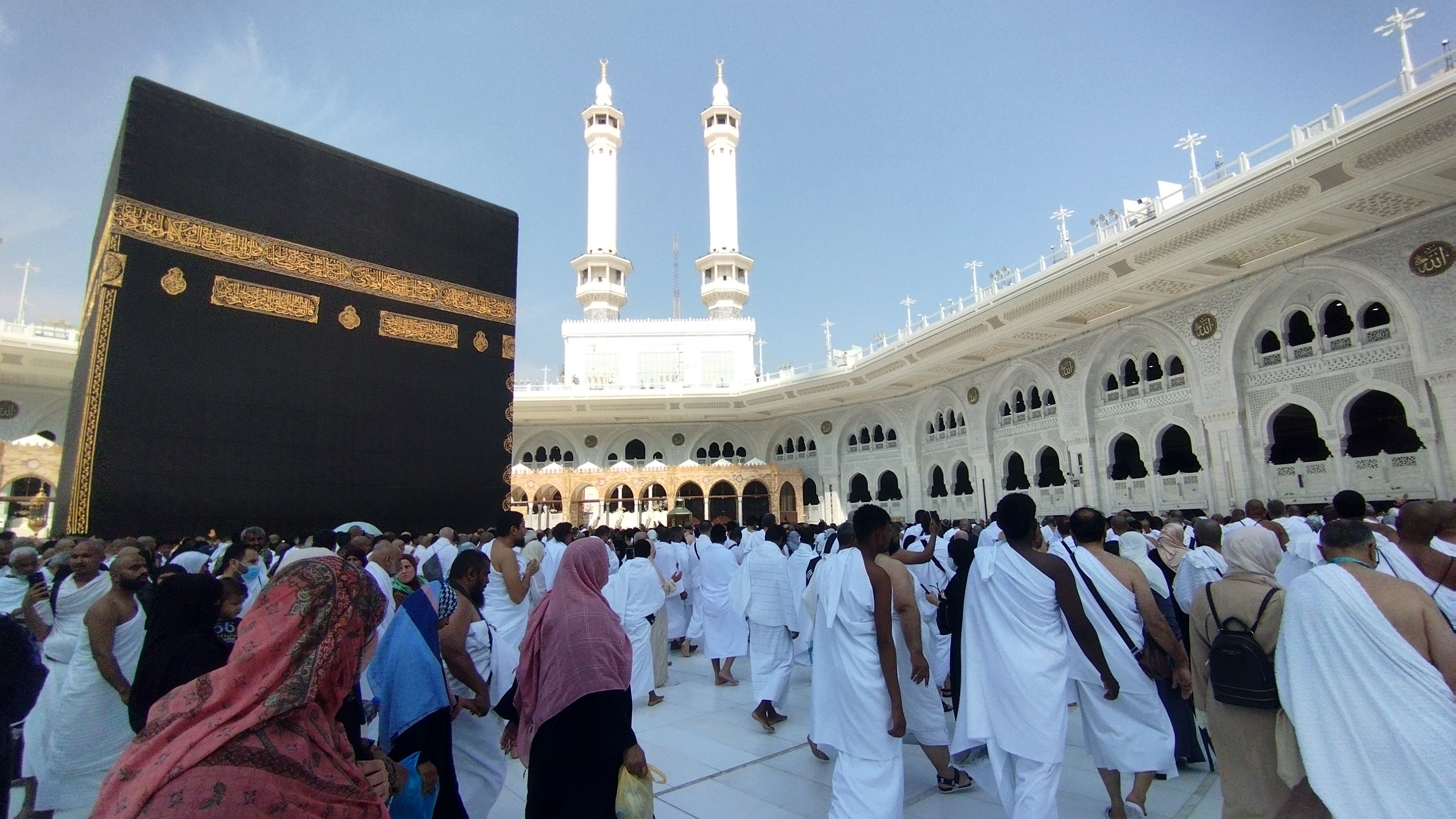 کعبه؛ ایستاده بر مدار توحید در قاب‌های ناب مکه