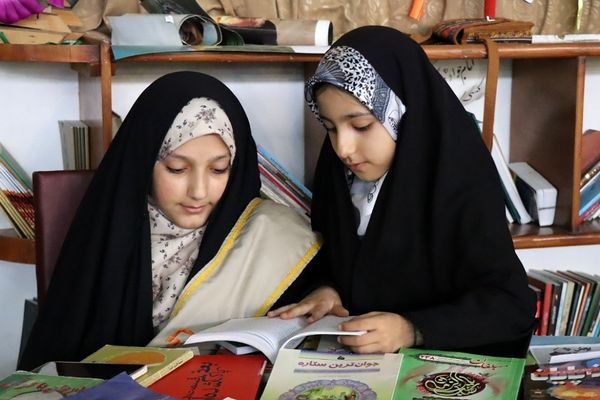 برگزاری نماز جمعه با حضور مردم پاکدشت