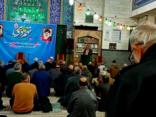 حماسه ۹ دی در مسجد حضرت قائم اسلامشهر 