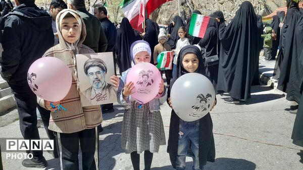 مراسم استغاثه به امام زمان (عج) به همراه آتش زدن بت بعل در گرداب شهر بن