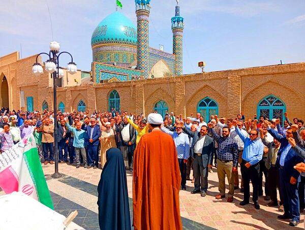 مشت هایی که آزادی فلسطین را صدا میزند