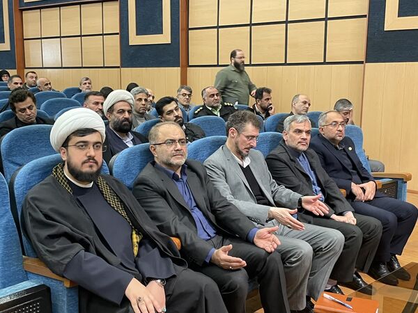 آیین رونمایی از کتاب راهبرد نگاری مازندران آینده 