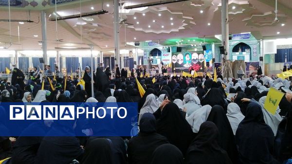 تجمع بزرگ آغاز نصرالله، با حضور بیش از 3هزار نفر از دانش‌آموزان دیار آفتاب حماسه‌ای دیگر را رقم زد