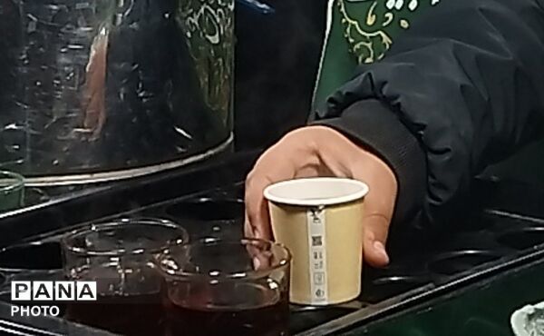 سقاخانه قمر بنی هاشم در هفدهمین روز از سال ۱۴۰۵ 