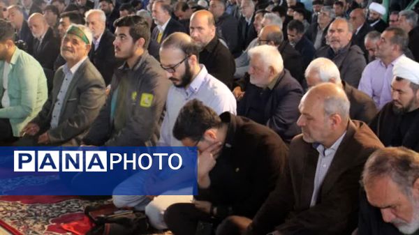 اقامه نماز جمعه روز جهانی قدس در شهرستان سمنان 