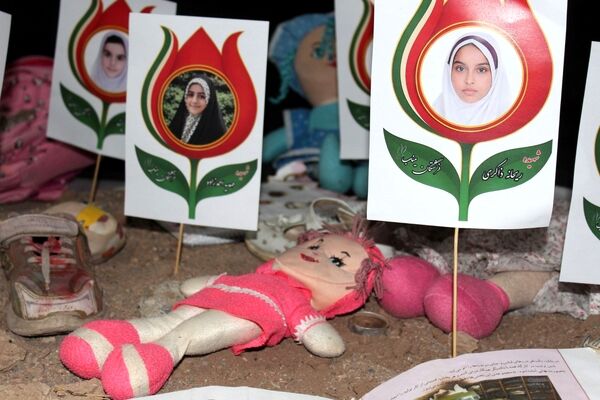 به یاد شهدای دانش‌آموز میناب