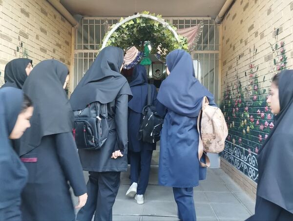 آیین بازگشایی مدارس در مدرسه ازرم مشهد 