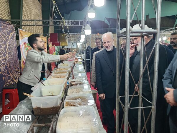 جلوه‌هایی از مراسم افتتاح نمایشگاه بهاره شهر جعفریه