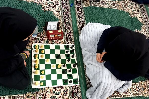 برگزاری مسابقات شطرنج دانش‌آموزان دختر متوسطه‌دوم در بهارستان‌۲