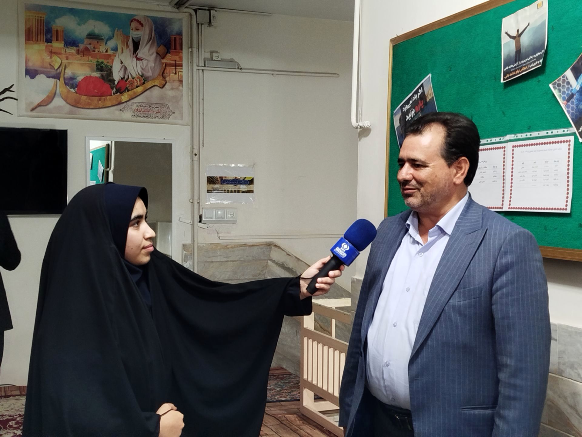  نقش مدارس و خانواده‌ها در تربیت نخبگان علمی و فرهنگی حیاتی است