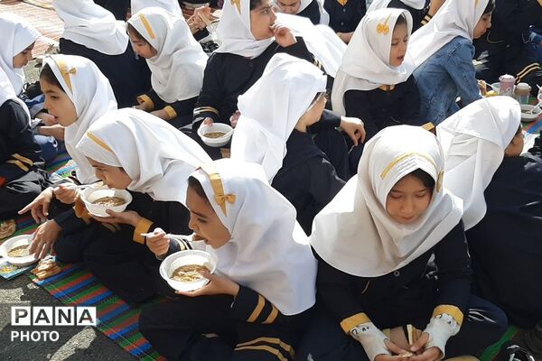 مراسم دهه فاطمیه و هفته پدافند غیرعامل در دبستان منتظر قائم شهرری 
