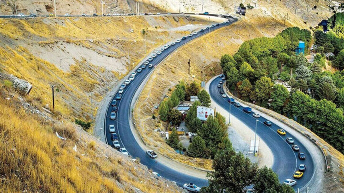تردد روان در محورهای شمالی/ برف و باران در جاده‌های ۸ استان