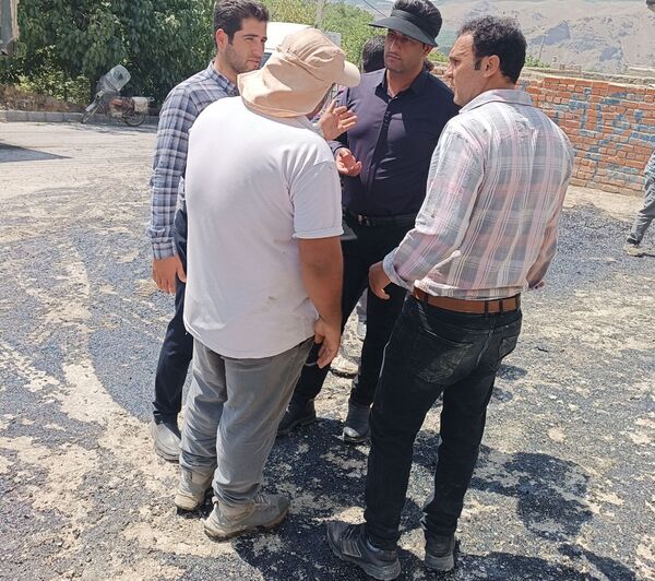 اجرای پروژه آسفالت ریزی در روستای مارکده