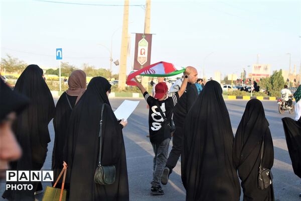 حضور دلدادگان اربعین حسینی(ع) در طریق المهدی(عج) مسجد جمکران