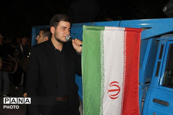 لبیک نوجوانان نظرآباد به ندای کربلا در آیین «احلی من العسل»