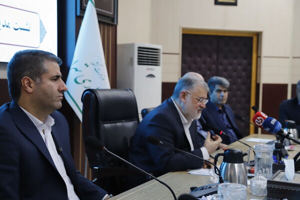 هم‌اندیشی مدیران مناطق آموزش و پرورش در استانداری تهران