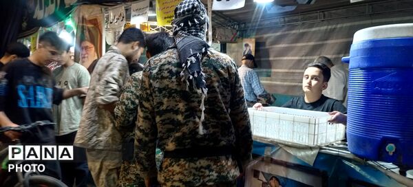 گذری بر غرفه های دهه نودی ها در نیشابور
