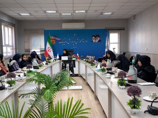 کارگاه توانمندسازی همیارمشاوران ناحیه یک 