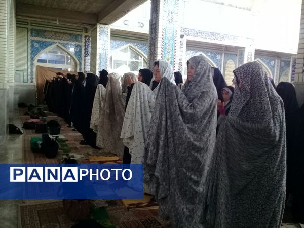 نمازی از جنس حضور نونهالان 