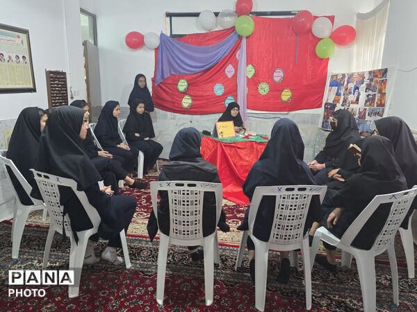 مرحله آموزشگاهی مسابقات حافظ خوانی در خلیل آباد