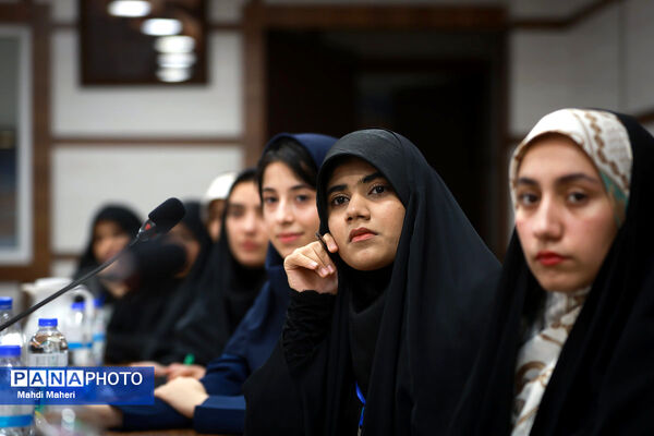 دومین روز نشست کارگروه تدوین سند دوازدهمین دوره مجلس دانش‌آموزی-1