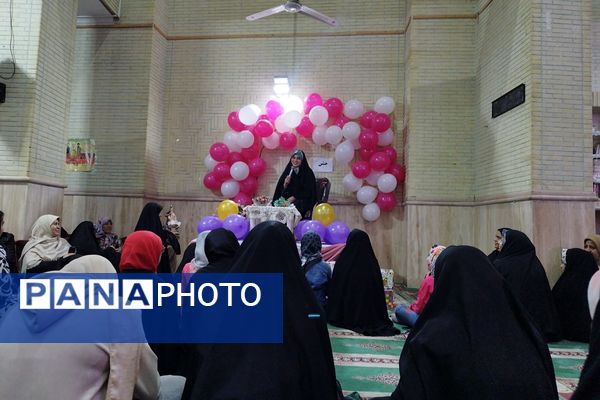 محفل دانش آموزی مقدامه میزبان ولادت حضرت زهرا (س)