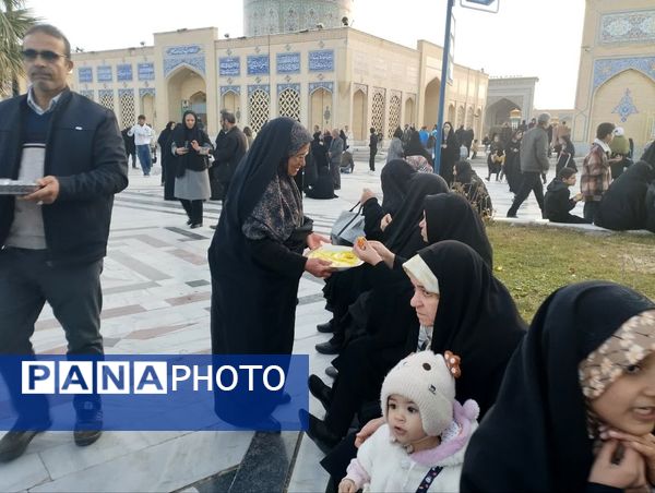 روزهای چراغ برات‌‌‌ در آرامگاه شهید مدرس کاشمر