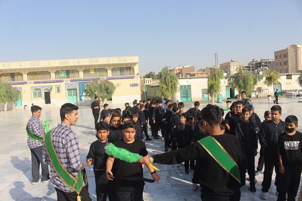 عزاداری دانش‌آموزان قم در آستان مقدس امامزاده سیدعلی(ع)