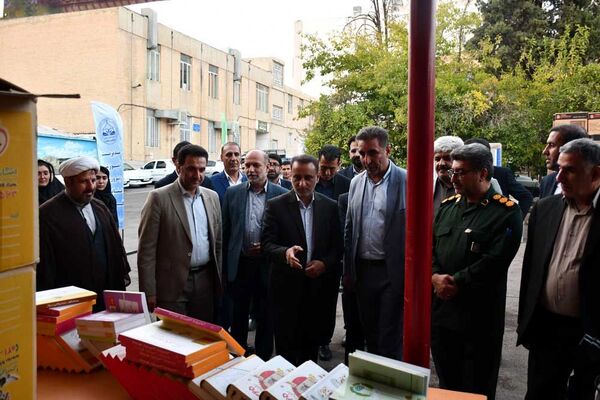 آیین ارسال تجهیزات آموزشی و پرورشی برای دانش‌آموزان عشایر 