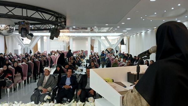 اولین جلسه انجمن اولیا مدرسه اندیشه شهرستان کاشمر 