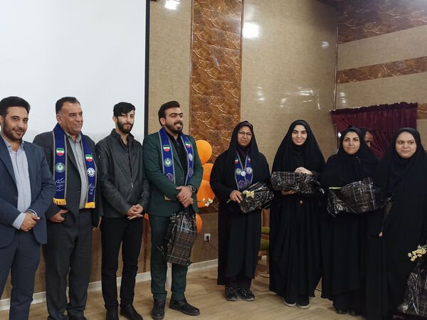 نشست هم‌اندیشی مسئولان سازمان دانش‌آموزی نواحی و مناطق استان فارس