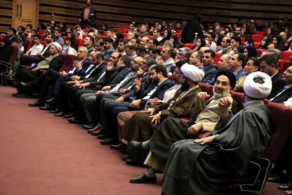 مراسم معلم سرآمد ۱۴۰۳ شهرستان‌های استان تهران و گرامیداشت مقام معلم در ایوان ری