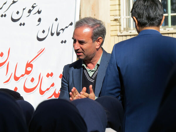 زدن زنگ انقلاب در مدرسه دخترانه فرزانگان شهرستان بجنورد 