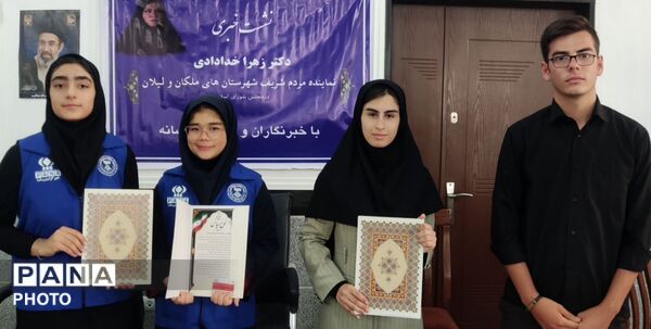 نشست نماینده ملکان و لیلان با اصحاب رسانه به مناسبت روز خبرنگار با حضور دانش‌آموز خبرنگاران پانا