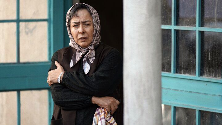 نگاهی به فیلم سینمایی کافه سلطان/ حفظ انسانیت در ساده‌ترین شکل آن