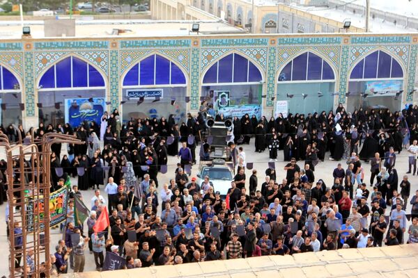 آیین مذهبی تعویض پرچم گنبد حرم مطهر حضرت سلطانعلی ابن امام محمد باقر(ع)