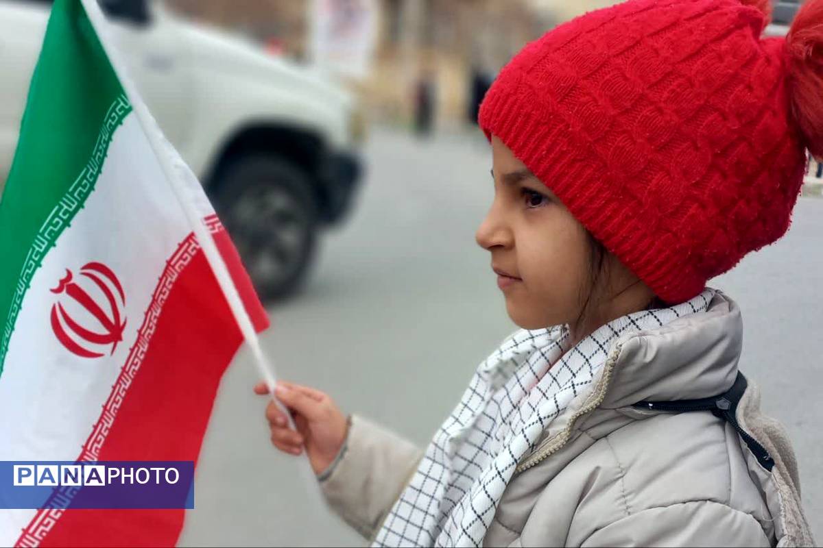 حضور گسترده مردم نیر در راهپیمایی ۲۲ بهمن