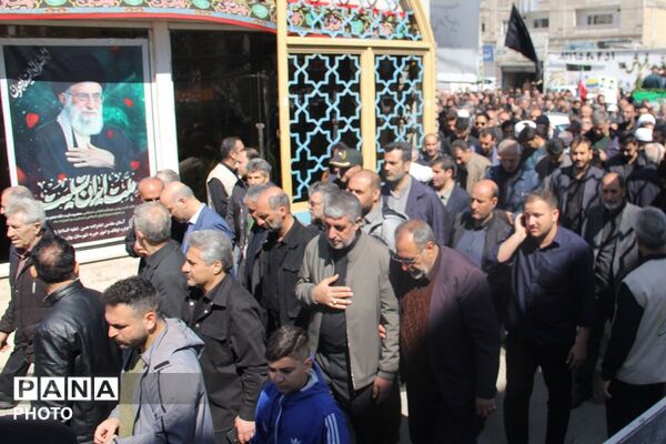 تشییع و خاکسپاری شهید جنگ رمضان در بهارستان‌دو