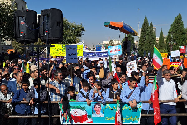۱۳ آبان در شیراز ؛ تجلی شور انقلابی نسل امروز