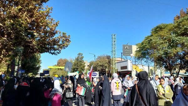 راهپیمایی 13 آبان با حضور حداکثری دانش آموزان در شهرستان نیشابور 