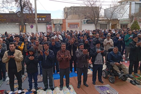نماز عید فطر در شهرستان قروه